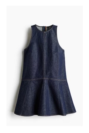 Flared-Skirt Denim Dress Denim A-Line Dress Women's Casual Denim Fashion Chic Denim Outfit Feminine Denim Style Party dress Picnic dress Special occasion dress Valentine gift Valentine gift ideas Valentine day dress Valentine outfit Day dress Night dress H&M clothing Women clothing