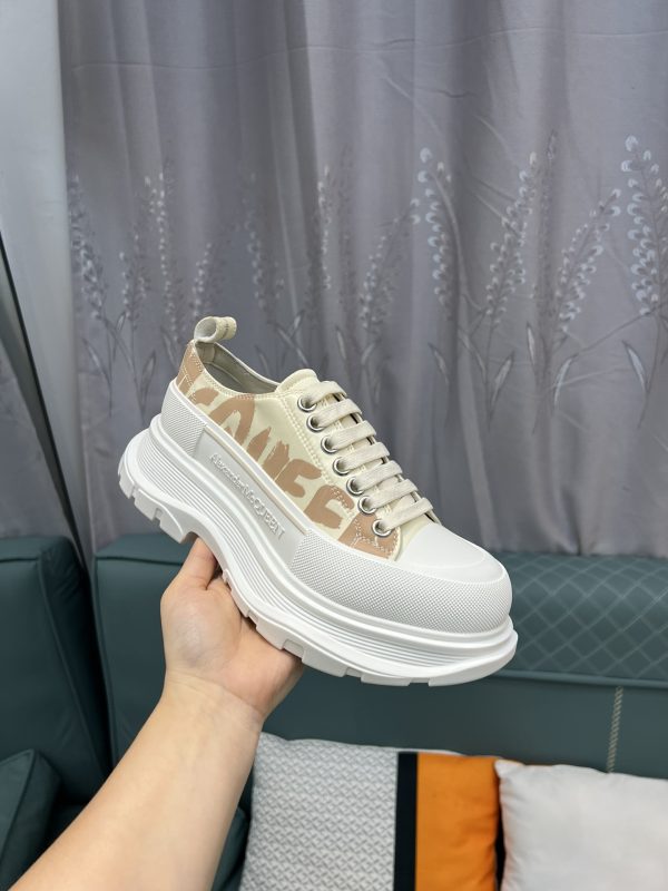 Alexander McQueen Unisex Tread Slick Shoes - White & Gold - Image 3
