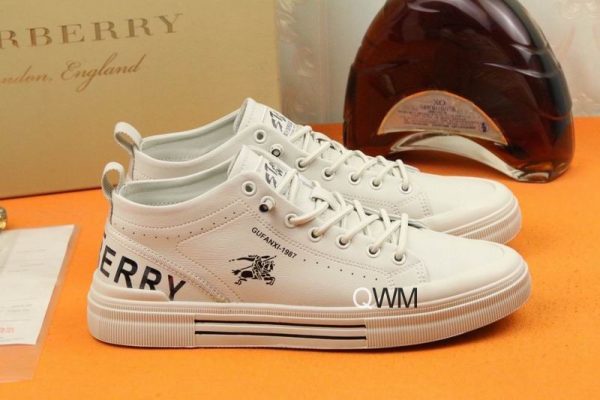 Burberry White Low-Top Sneakers