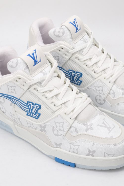Louis Vuitton White Monogram Blue Accent LV Trainer Sneakers